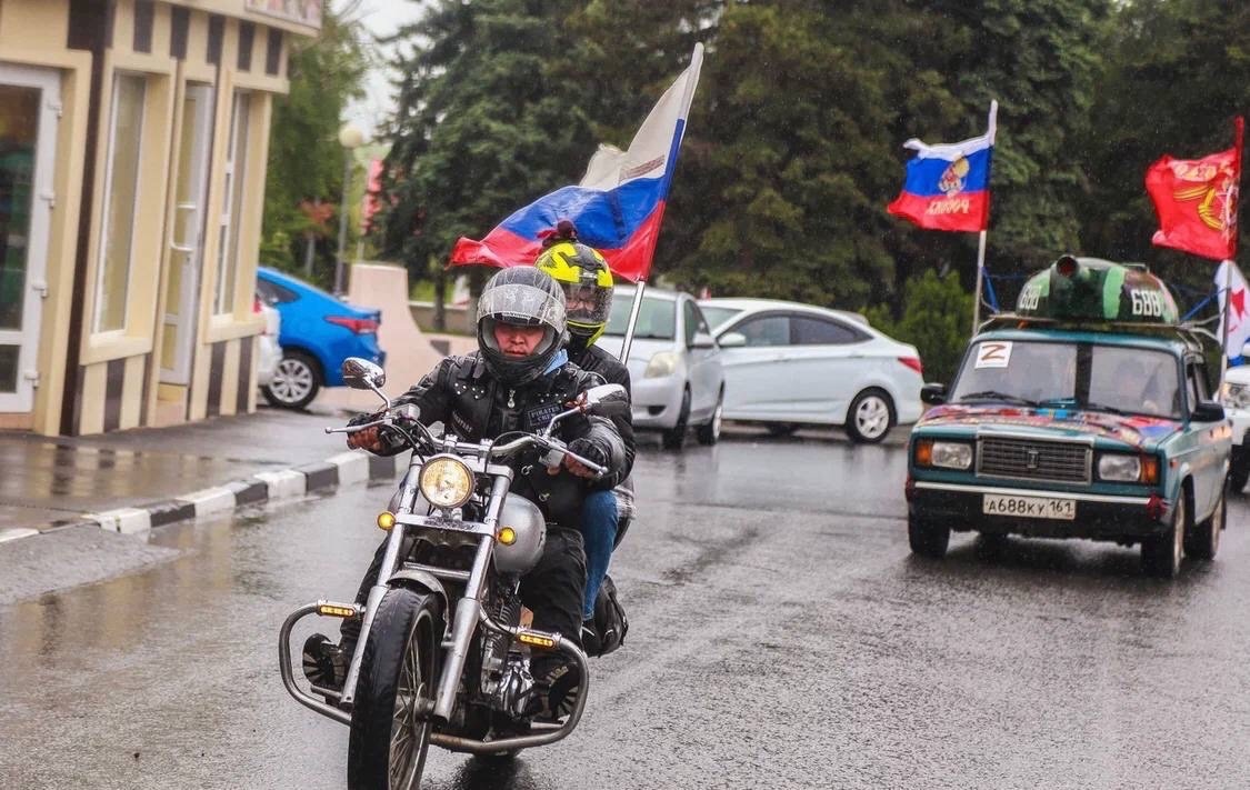 Автопробег в честь Дня Победы прошел 7 мая в г. Аксае | 10.05.2023 | Аксай  - БезФормата